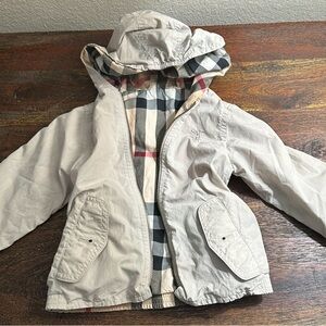 Burberry Kids Check-Lined Beige Raincoat‎